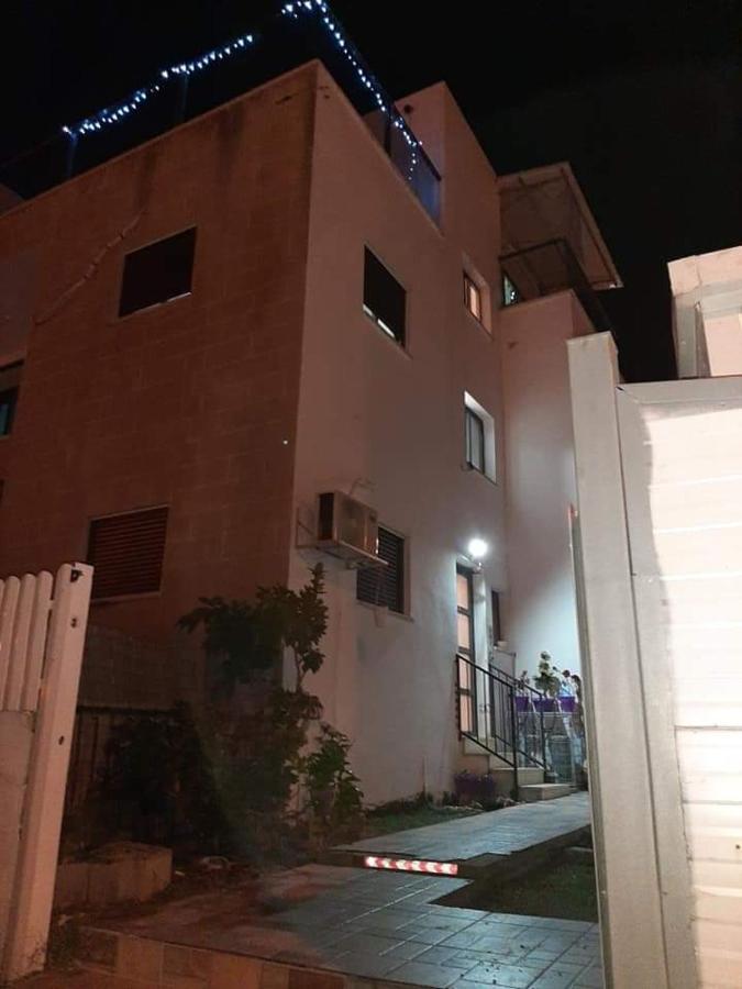 Family Apart Nahariya Εξωτερικό φωτογραφία