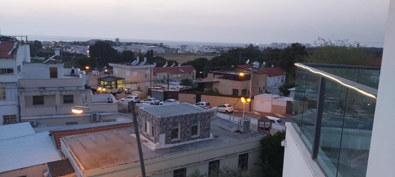 Family Apart Nahariya Εξωτερικό φωτογραφία